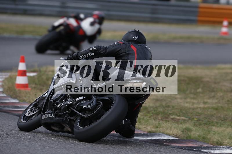 /32 07.07.2025 Plüss Moto Sport ADR/Freies Fahren/21